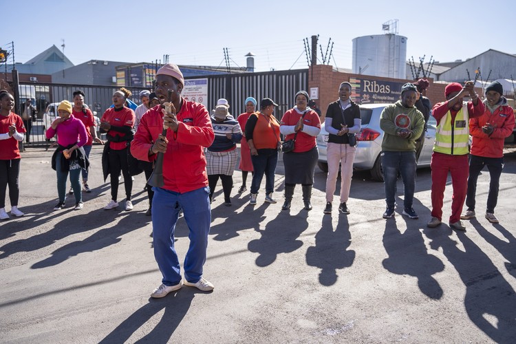 workers-at-sauce-manufacturer-strike-for-r4-per-hour-increase-groundup